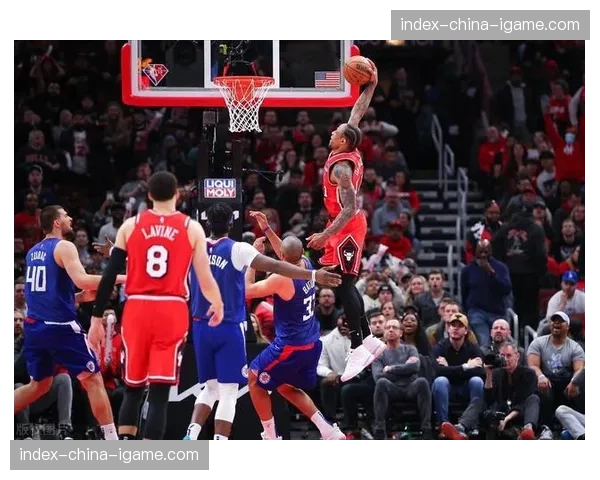 述评：公牛险胜猛龙，但暴露出的篮板问题为附加赛前景蒙上阴影